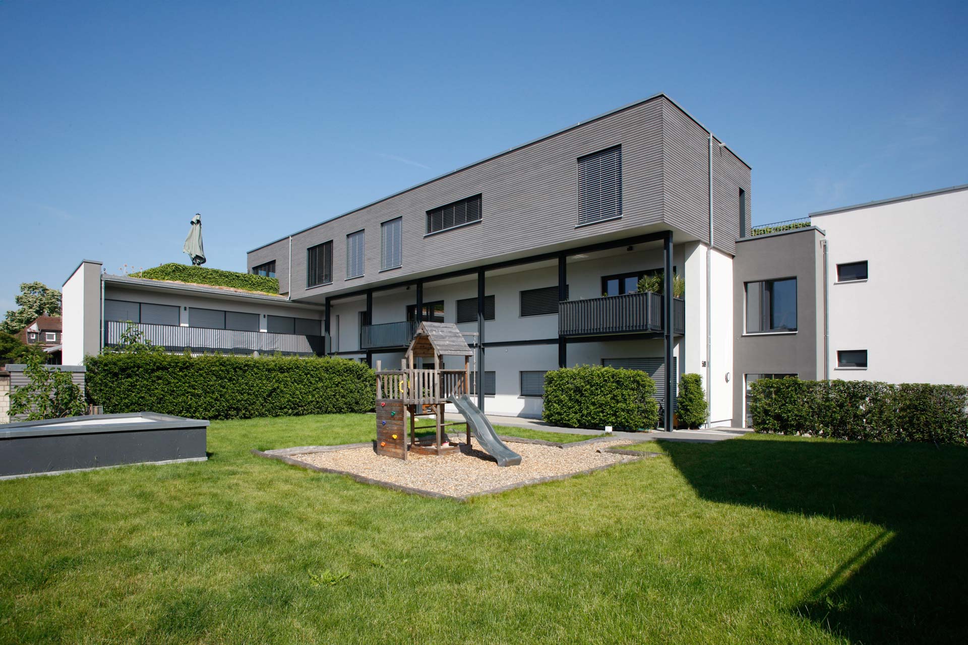 Umbau einer Werkstatt zum Mehrfamilienhaus in Ettlingen